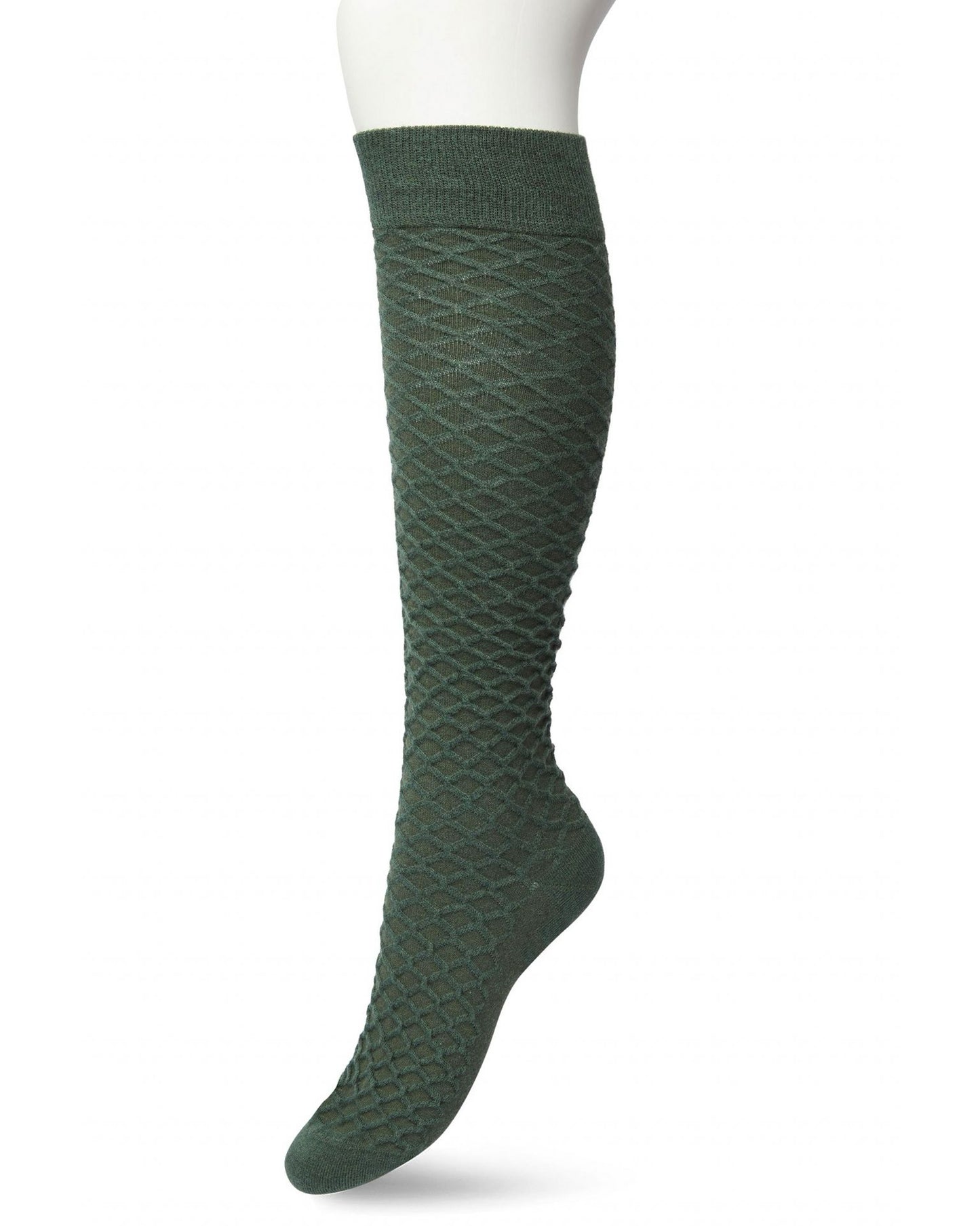 Bonnie Doon BP211506 Cable Knee-highs - Bottle green (sycamore) soft and warm knitted knee-high socks with a criss-cross diamond textured pattern