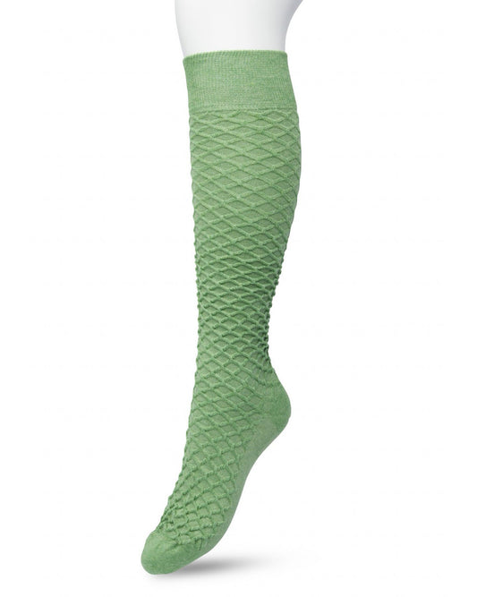 Bonnie Doon BP211506 Cable Knee-highs - Pale green (loden frost) soft and warm knitted knee-high socks with a criss-cross diamond textured pattern