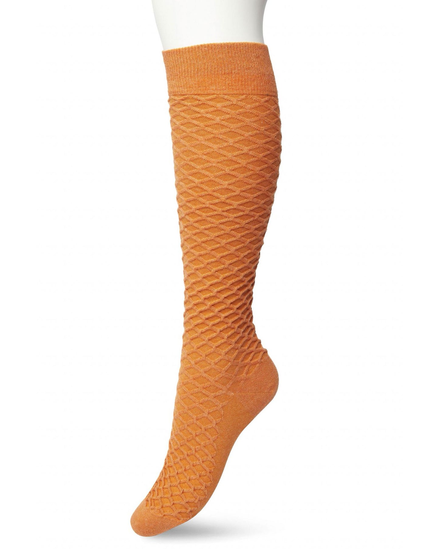 Bonnie Doon BP211506 Cable Knee-highs - Rust orange (sudan brown) soft and warm knitted knee-high socks with a criss-cross diamond textured pattern