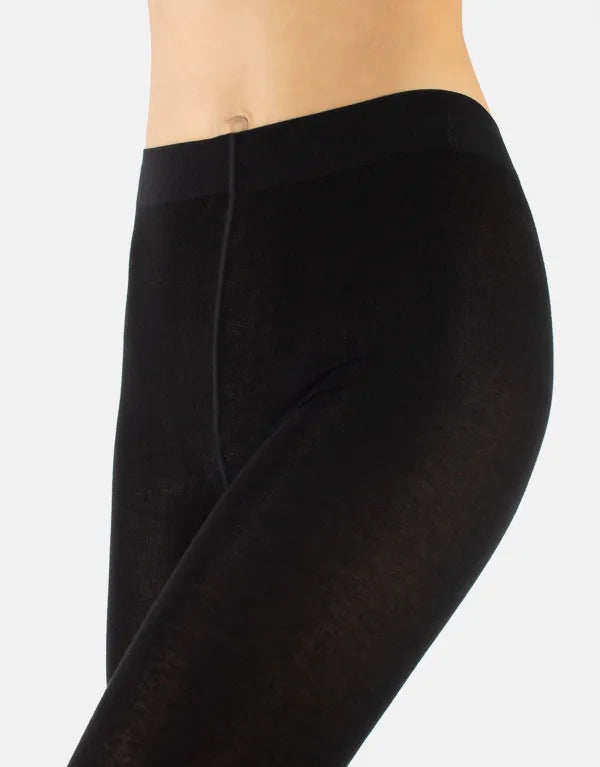 Calzitaly Cashmere Wool Tights detail - Black warm and light knitted viscose mix thermal tights with a touch of soft cashmere wool.