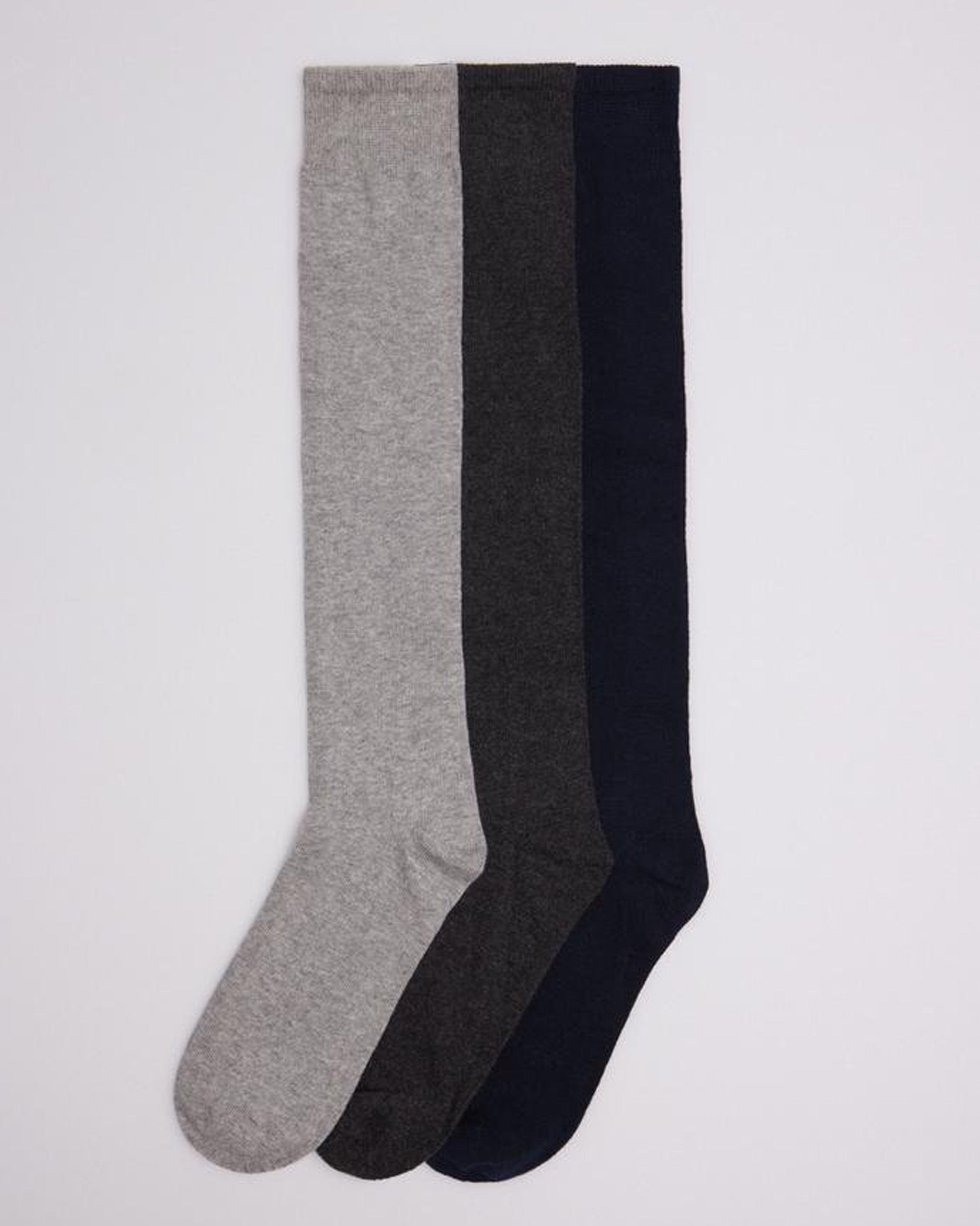 Ysabel Mora 12374 Cotton Knee-Highs - Black cotton knee-high socks with an elasticated comfort cuff, flat toe seams and shaped heel in light grey, dark grey and navy blue.