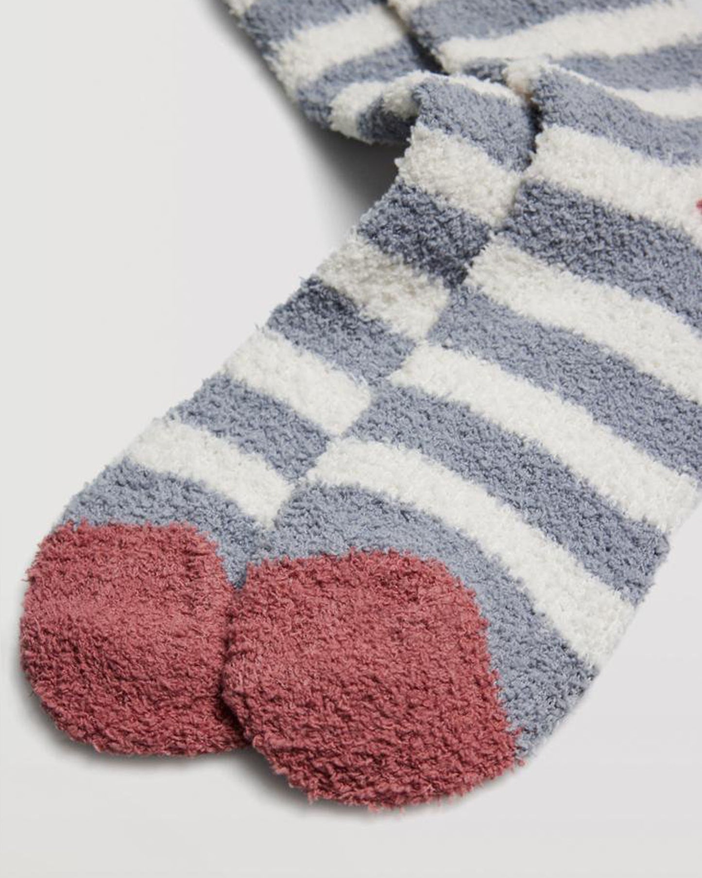 Ysabel Mora 12890 Fluffy Stripe Socks - Warm and fluffy house socks with a light grey and cream horizontal stripe pattern, terracotta heel and toe and anti-pressure cuff.