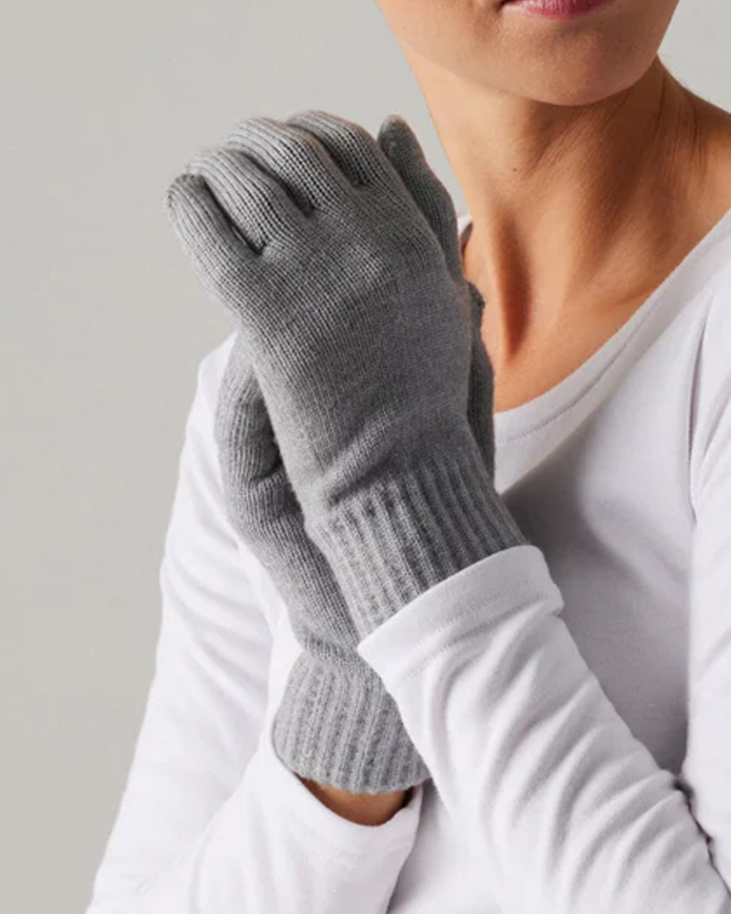 Ysabel Mora Knitted Gloves - Plain light grey knitted soft and warm knitted gloves with a deep elasticated cuff.