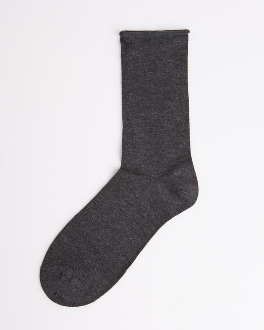 Ysabel Mora Bambu Sin Puno - dark grey no cuff soft roll top bamboo ankle socks, breathable and cool in the Summer, warm in the Winter