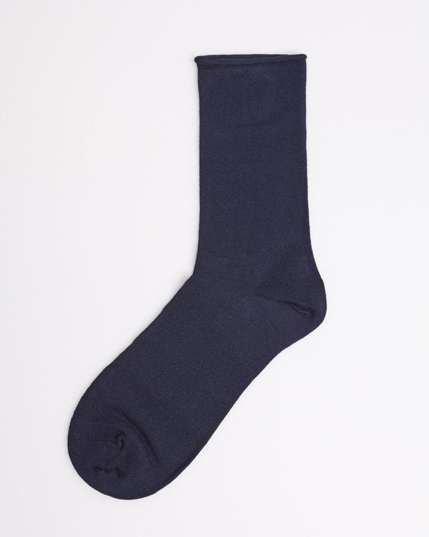 Ysabel Mora Bambu Sin Puno - dark navy blue no cuff soft roll top bamboo ankle socks, breathable and cool in the Summer, warm in the Winter