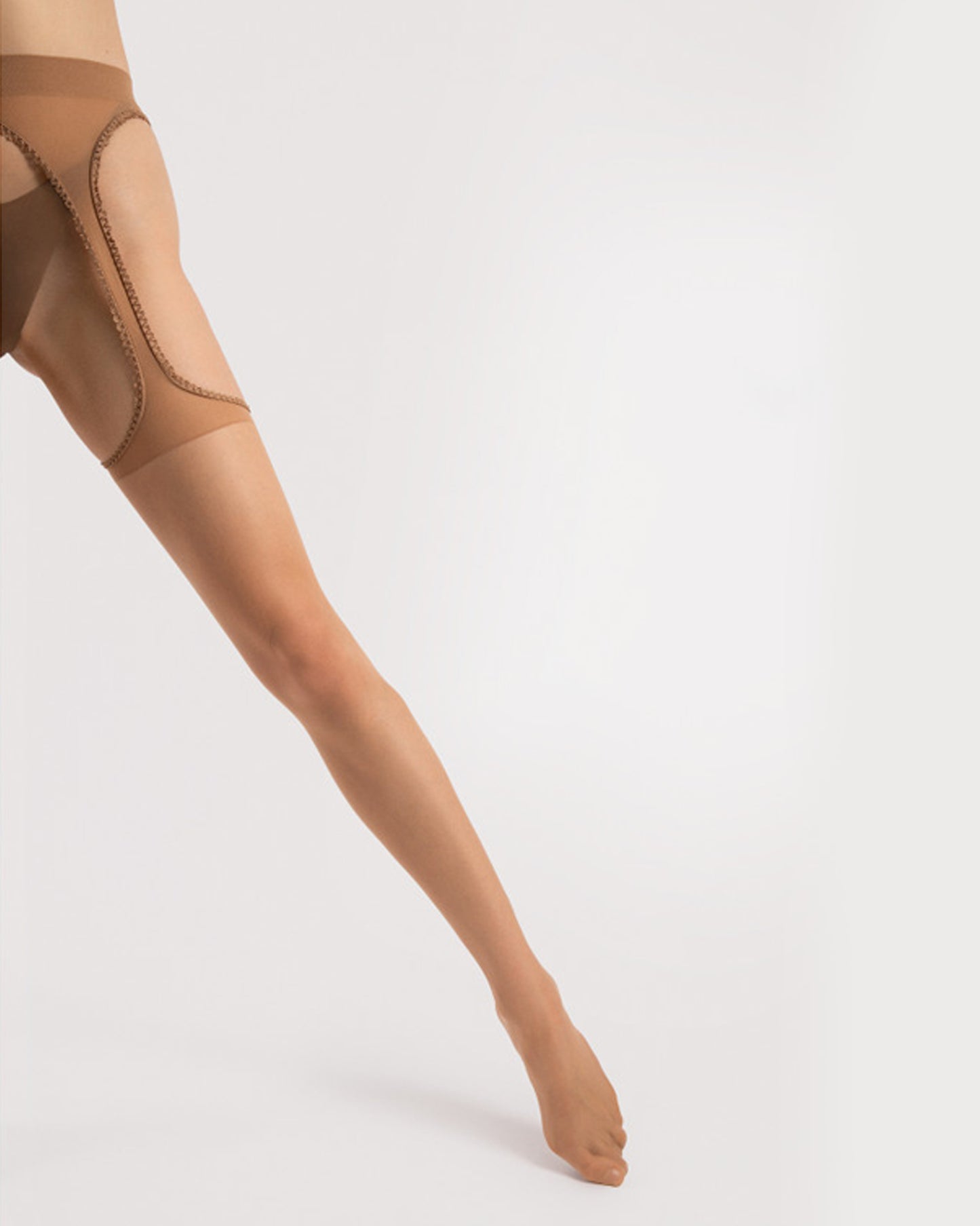Fiore Amour O5030 - Sheer nude cut out suspender tights with built-in semi-opaque garter with scalloped edge and sheer reinforced toe. Front view of one leg.