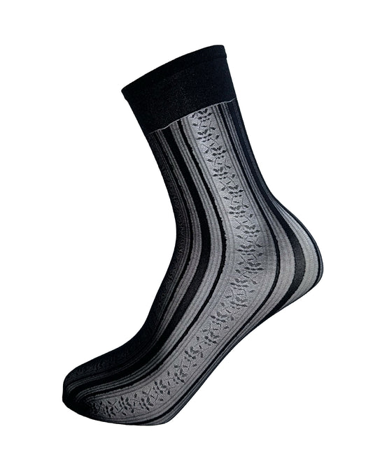 Omsa Shirt Calzino - Sheer black fashion ankle socks with a floral vertical stripe lace style pattern and deep comfort cuff.