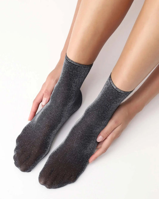 Oroblù Diamonds Sock - Black opaque sparkly glitter lamé ankle socks with silver lurex