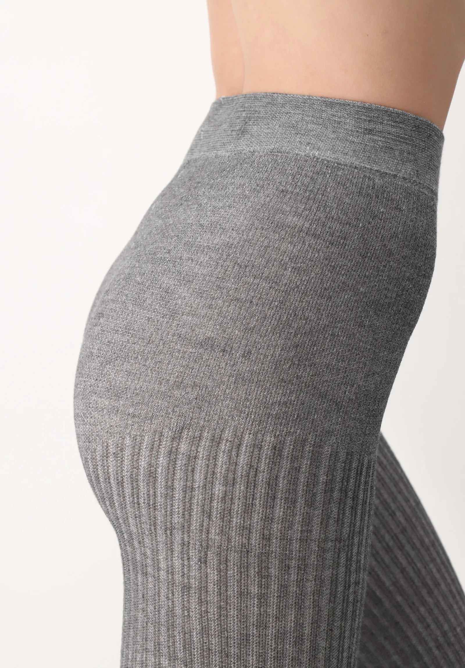 Oroblu Eco Natural Rib Collant - Light grey ribbed knitted tights made of soft recycled polyester and viscose with built in shoe liner socks.