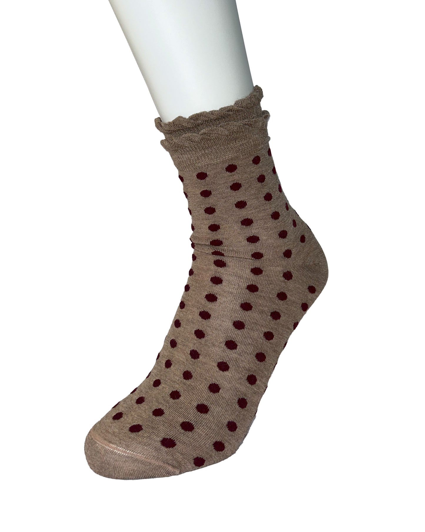 Beige/oat ankle socks with wine polka dot patterned and frilly ruffled cuffs