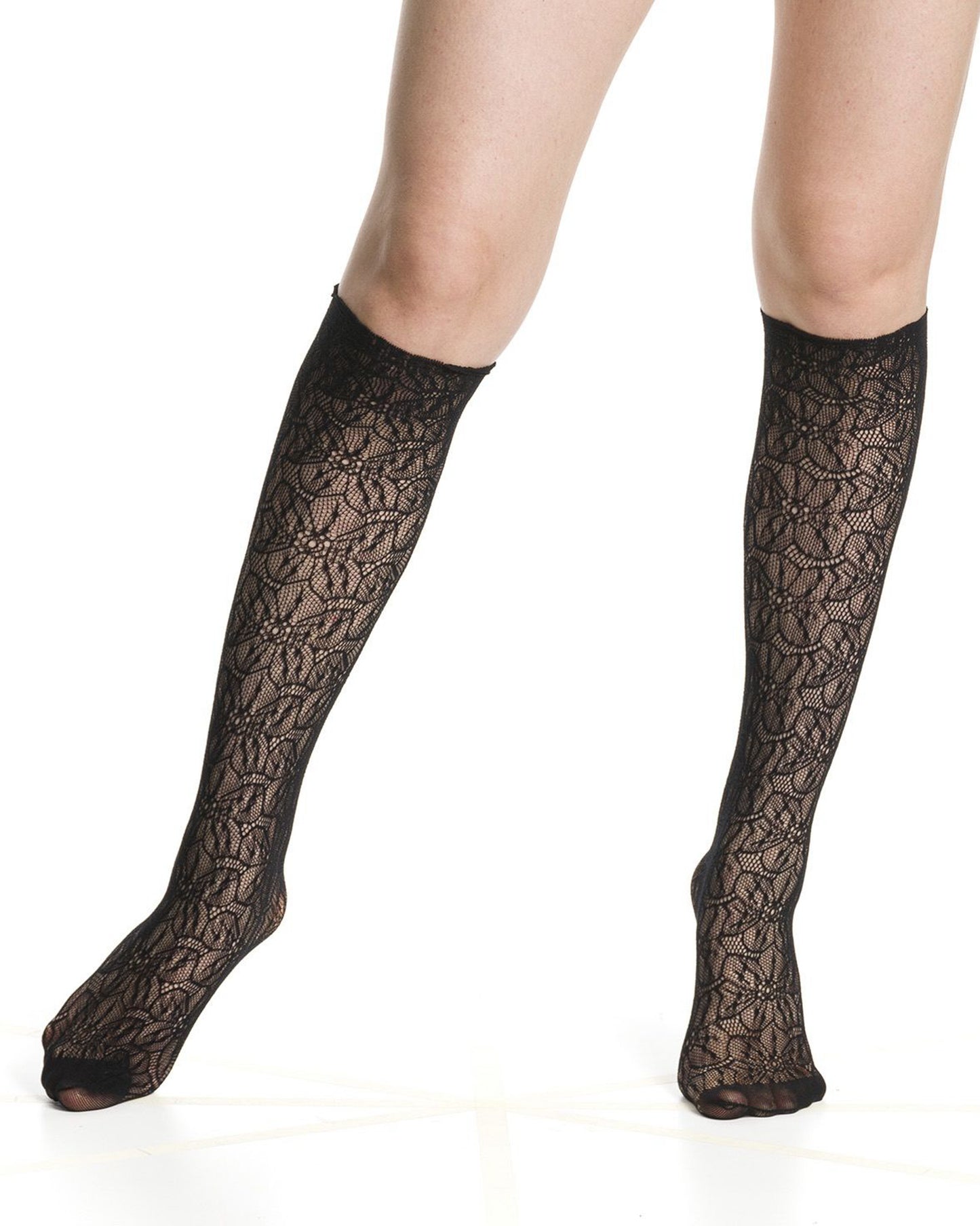Trasparenze Compass Rose Gambaletto - Black openwork floral lace patterned fashion fishnet knee-high socks with a reinforced micro mesh toe.