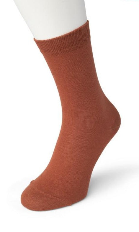 Bonnie Doon BP05.11.00 Bio Cotton Sock - Rust orange soft sustainable organic cotton ankle socks with elasticated cuff and flat toe seams.