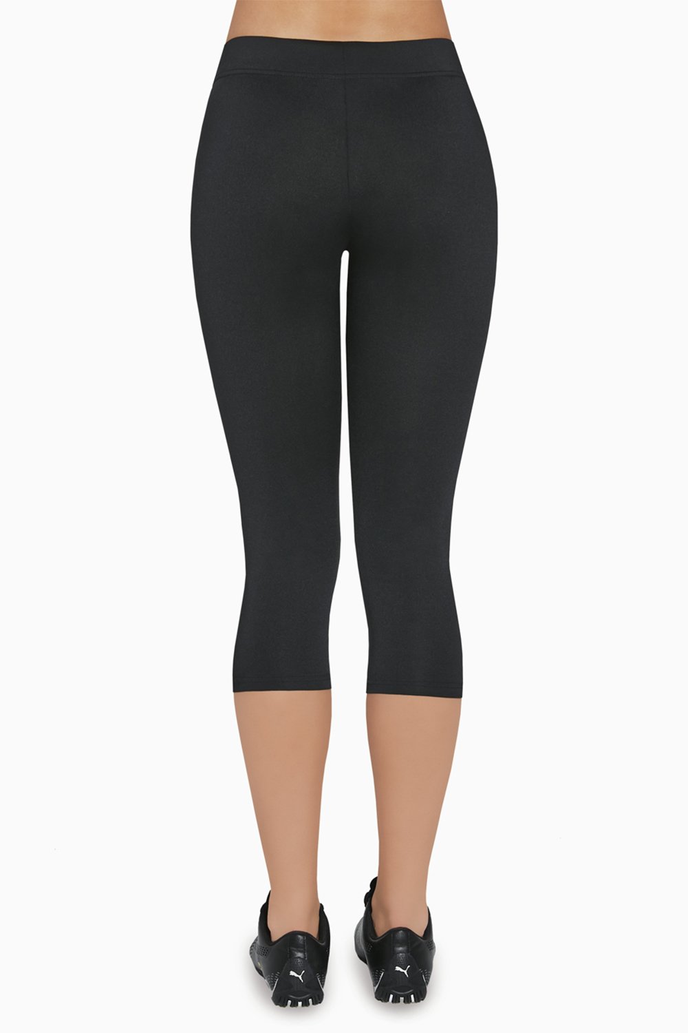 BasBlack Riley 70 - Plain black anti-cellulite capri length sports leggings.