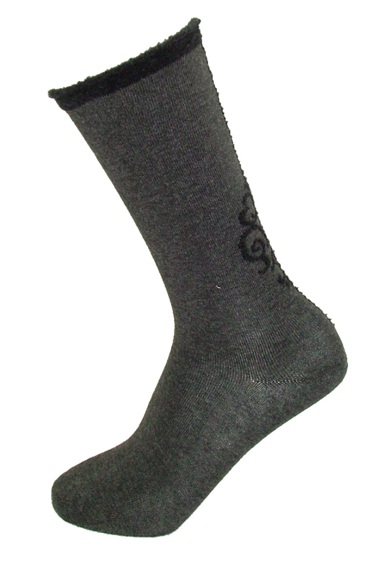 Omsa Quick Calzino - Dark grey cotton fashion socks with a black fluffy seam detail on the back and fluffy no cuff trim.