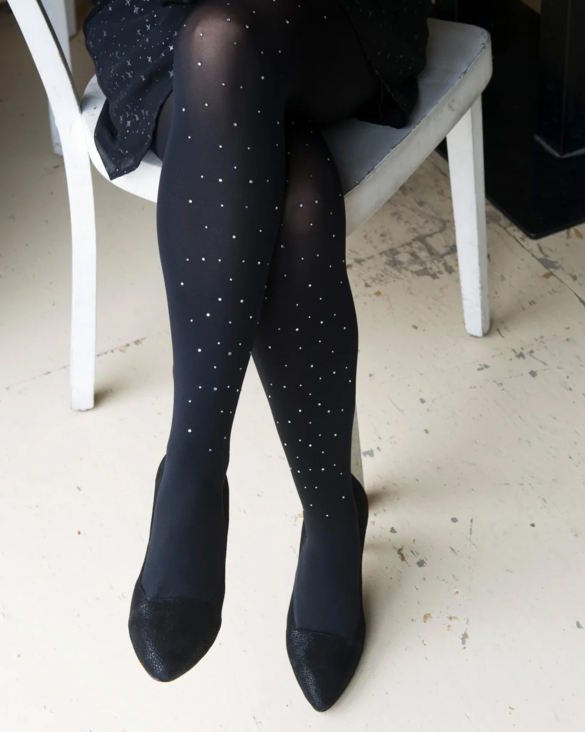 Bonnie Doon bn75.19.68 Chic Tights - black opaque tights with sparkly diamant̩ rhinestones dotted all over, perfect for party season