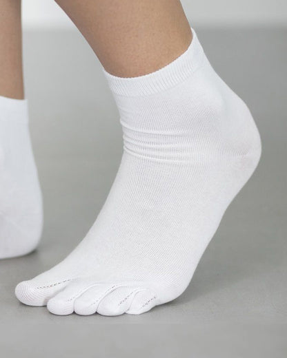 Bonnie Doon Plain Toe Sock BN061065 - white cotton toe socks