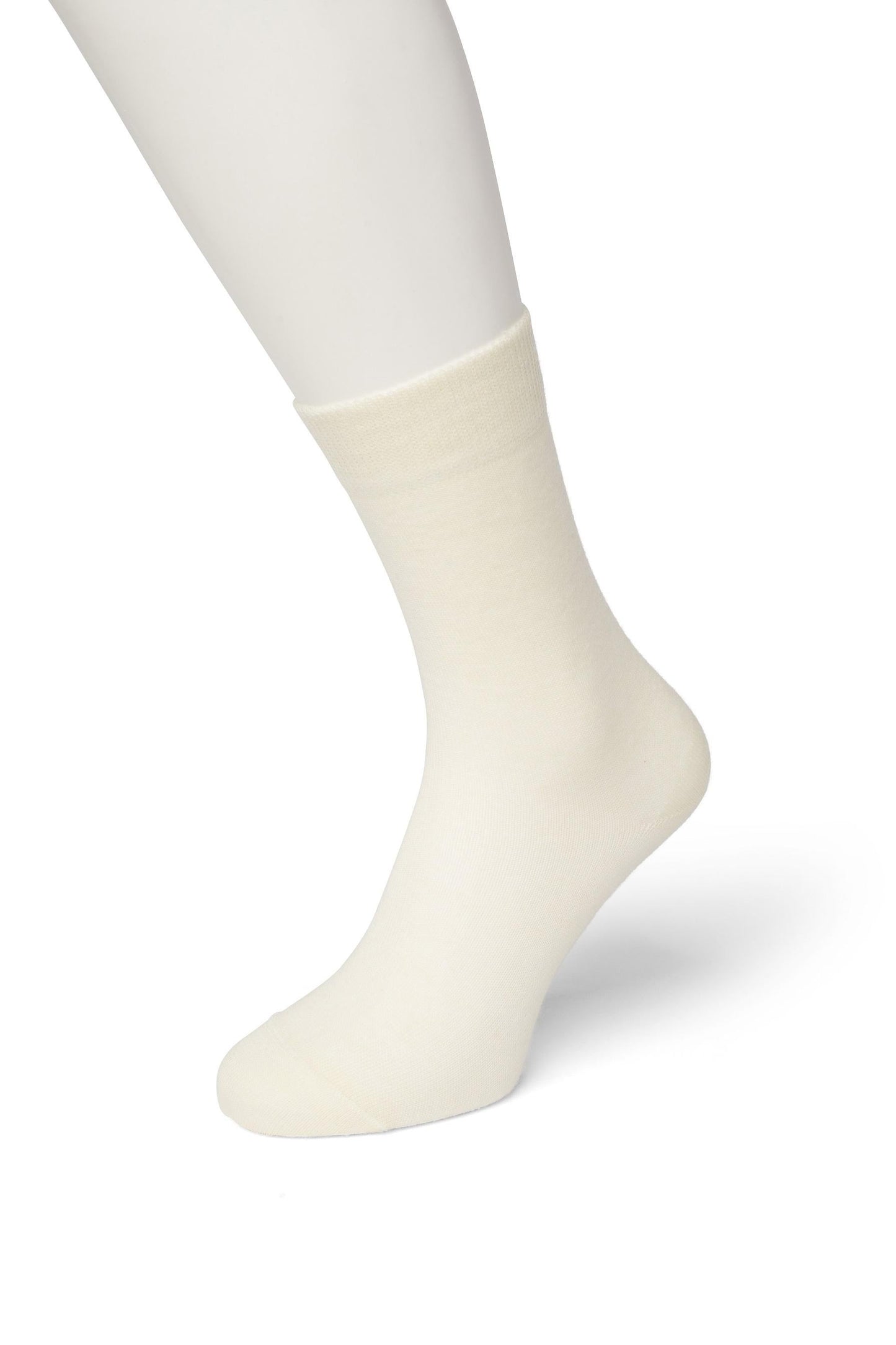 Bonnie Doon Wool/Cotton Sock BD631402 - Ivory / cream warm thermal ankle socks perfect for the cold Winter weather