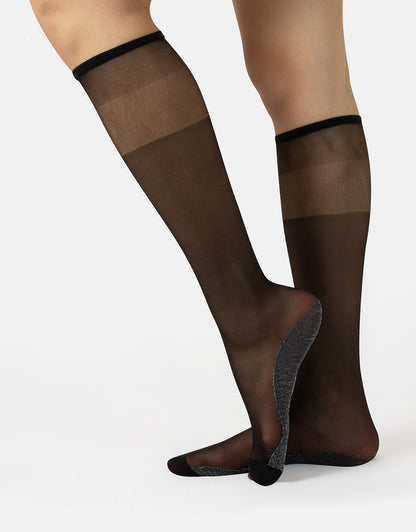 Calzitaly Cotton Massage Sole Knee-Highs - Sheer black knee-high socks with an innovative cotton sole that massages the foot giving relief and ensuring their well-being with every type of shoes. These socks also have a deep comfort cuff and reinforced toes.