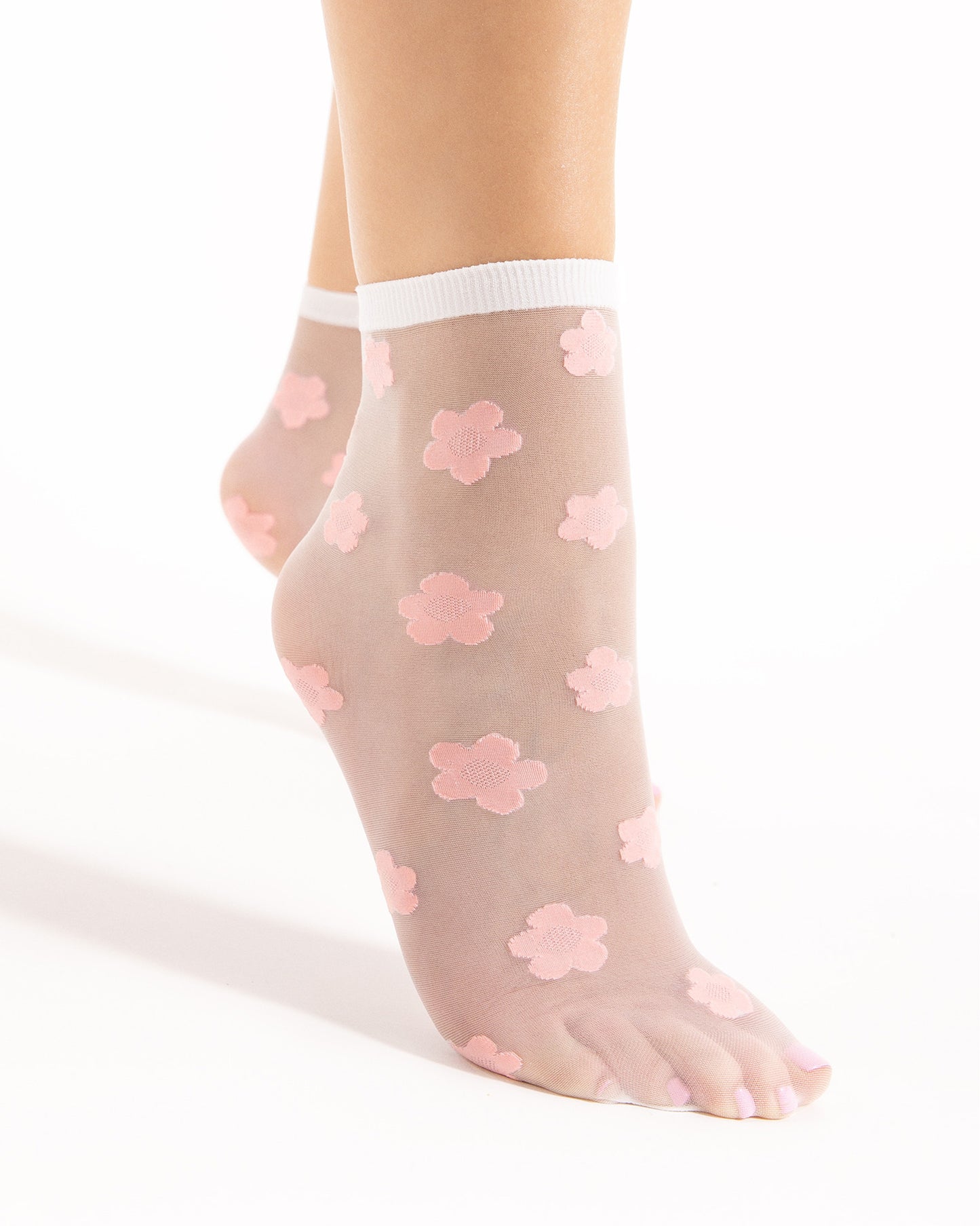 Fiore Jodie Socks - Sheer white fashion ankle socks with a pale pink floral daisy style pattern and plain thin cuff.
