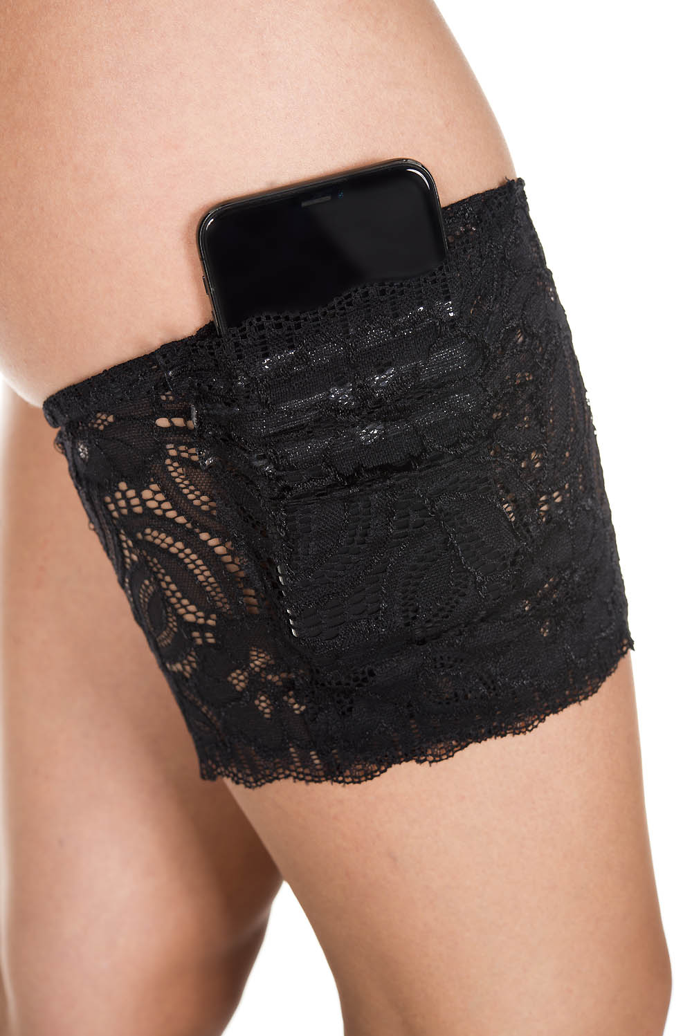 Music Legs 43004 Lace Garter Pocket - Black floral lace thigh band (garter) with elasticated edge and a strip of silicone, 2 internal pockets, one pocket is perfect for storing your phone and the other for a key or money notes.