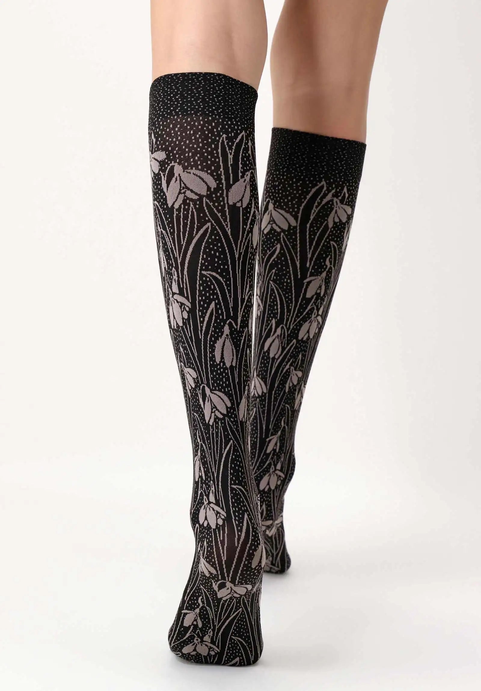 Oroblù I Love First Class Flowers Knee-highs - Black opaque fashion knee-high socks with a beige snowdrop style floral pattern with speckled background.