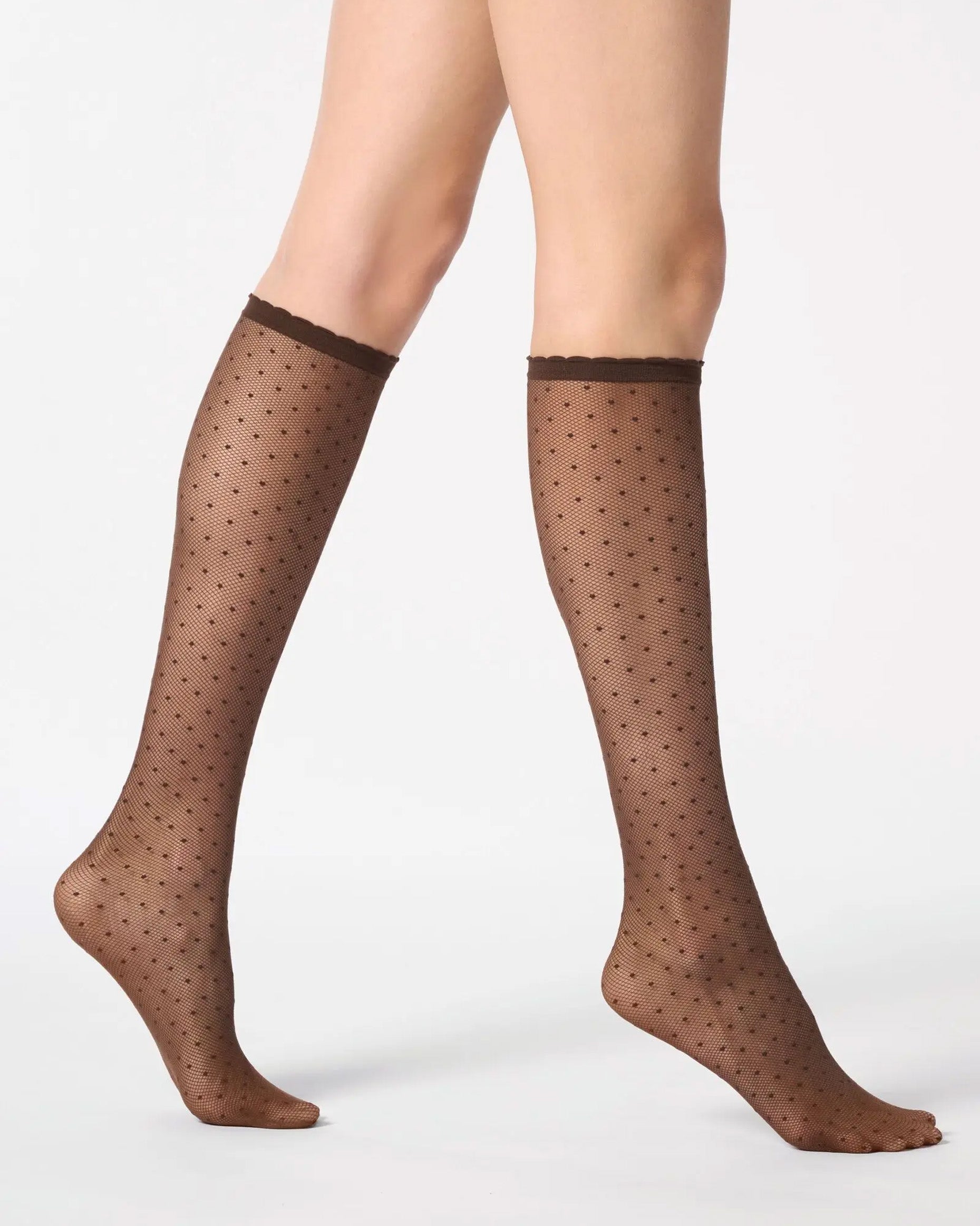 Sheer brown tulle-effect knee-highs with micro polka dot pattern and narrow elasticated cuff with scalloped edge.