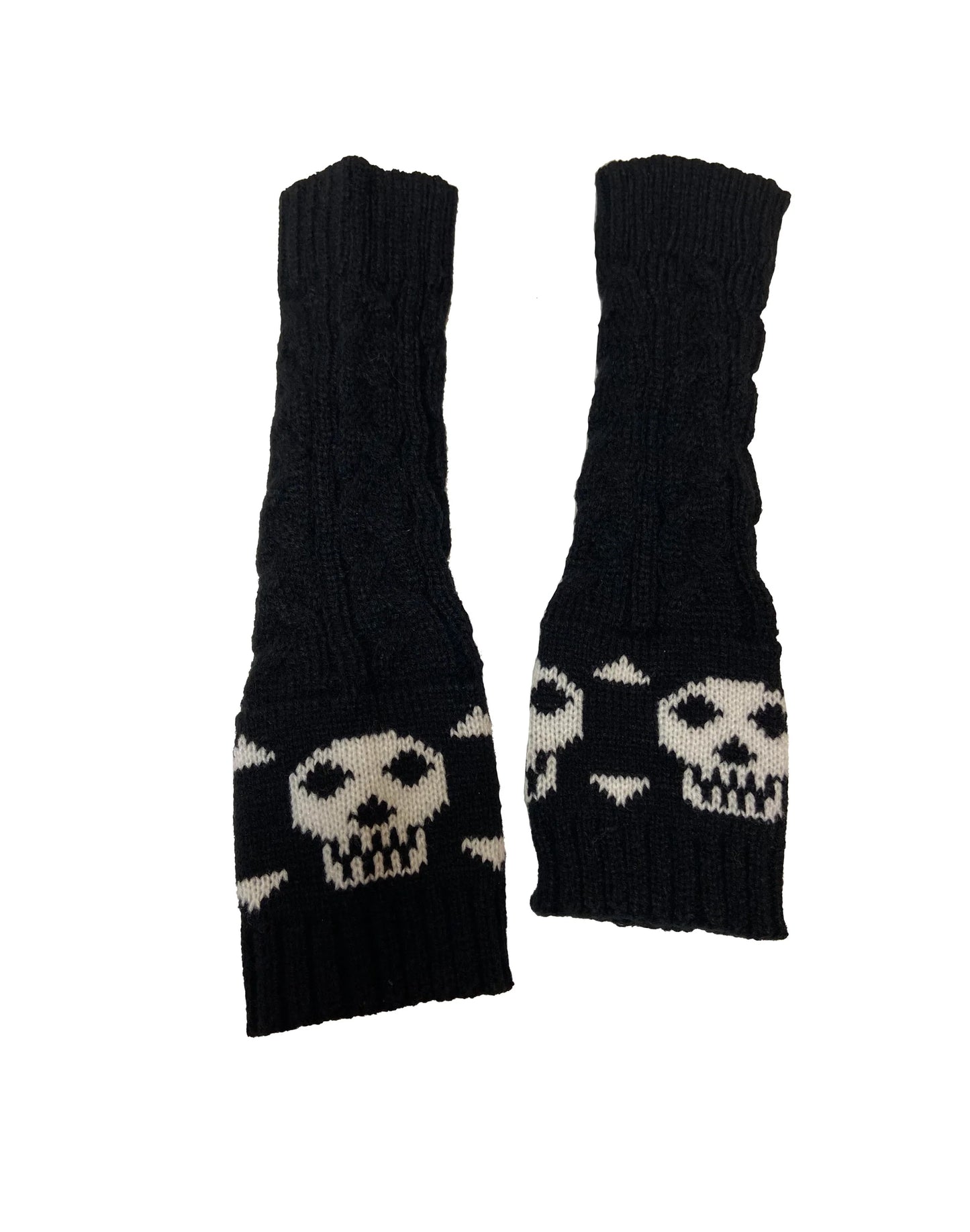 Pamela Mann Skull & Crossbone Fingerless Gloves - Black chunky cable knit long fingerless arm warmer sleeves with a stylised skull and cross-bone design.