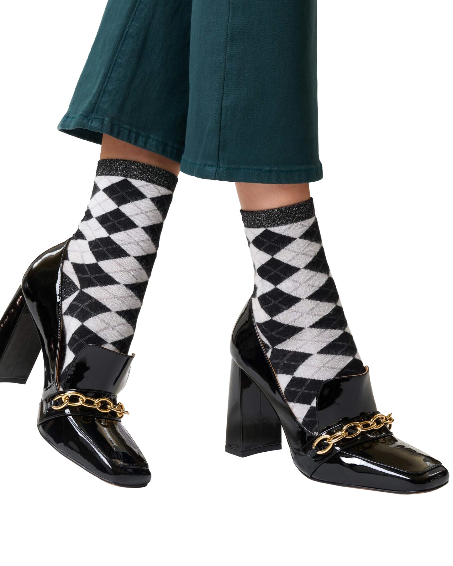 SiSi Scottish Calzino - Warm and soft angora mix ankle socks with a diamond tartan / argyle pattern in black and light grey with silver lurex.
