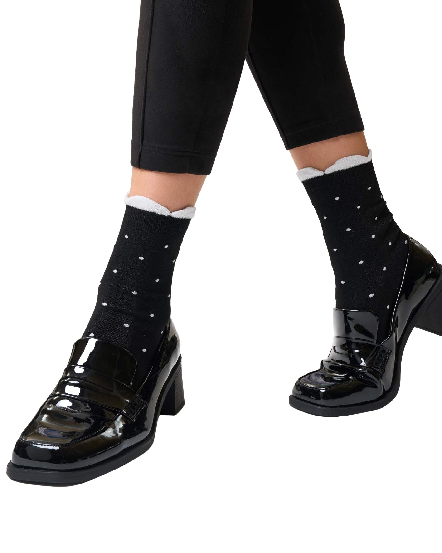 SiSi Smile Cazino - Black viscose mix ankle socks with an all over silver lamé polka dot pattern, silver comfort edge with gathered stitching.