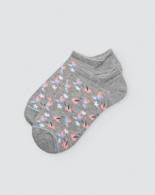 Ysabel Mora 12245 Hummingbird Sock - Light fleck grey low ankle cotton socks with hummingbirds and flowers pattern.