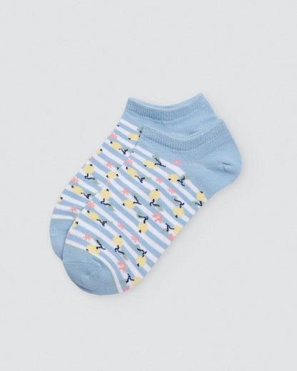Ysabel Mora Lemon & Stripes Sock - Light blue low ankle cotton socks with white stripes, lemons and flowers pattern.