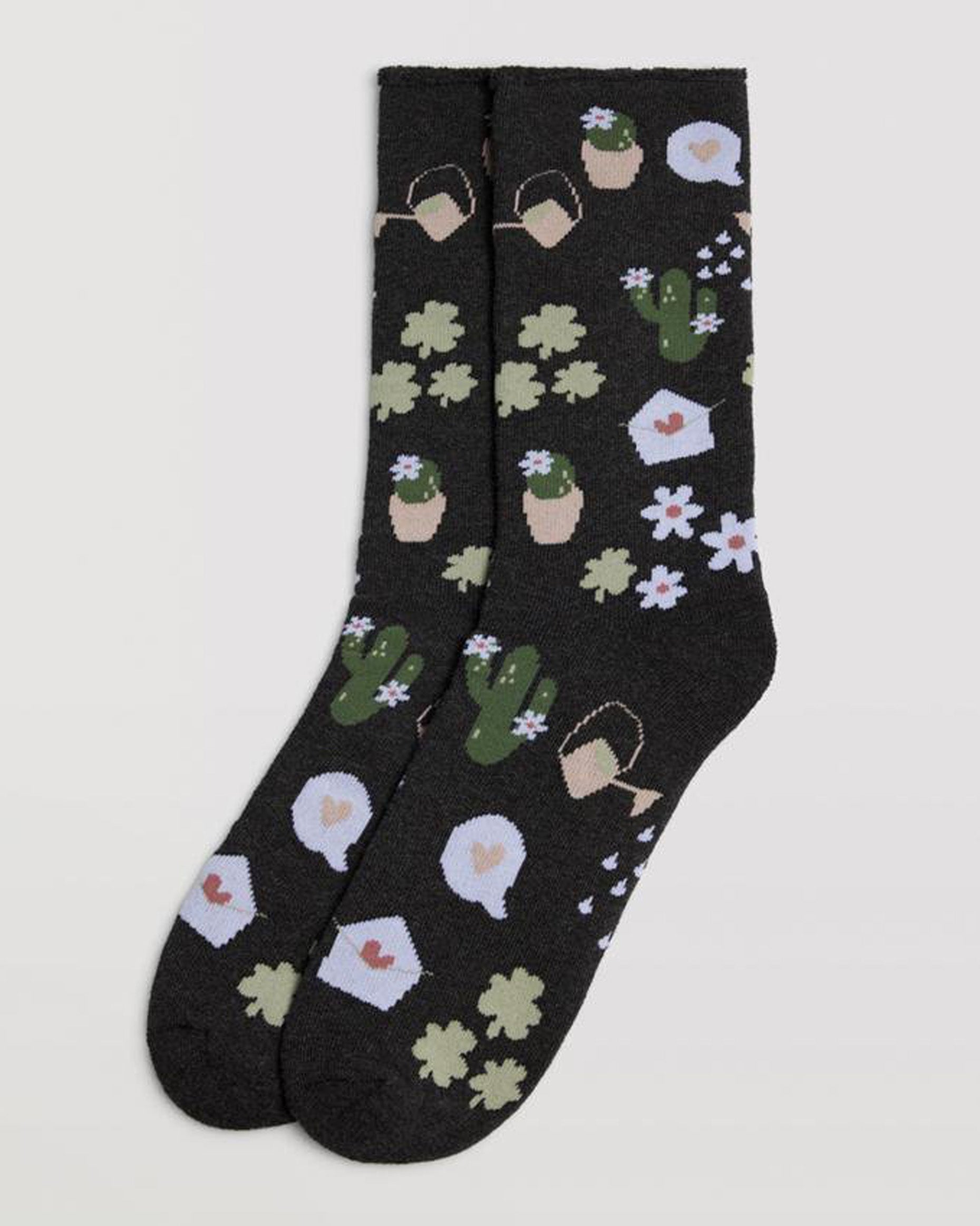 Ysabel Mora 12885 Gardener Sock - Black cotton thermal socks with a terry lining and all over gardener themed pattern in shades of green, pink, peach and white, shaped heel and no cuff comfort top.