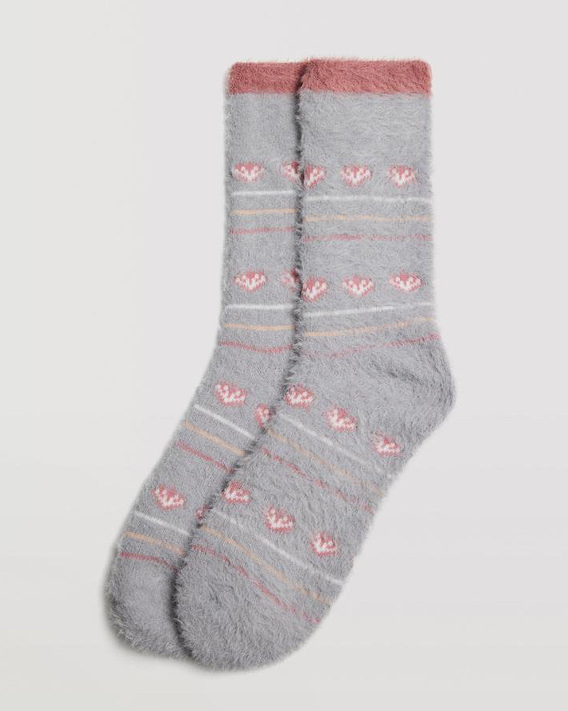 Ysabel Mora 12895 Shell Fluffy Socks - Warm and fluffy light grey house socks with a clam shell and horizontal stripe pattern in terracotta, peach and cream and terracotta anti-pressure cuff.