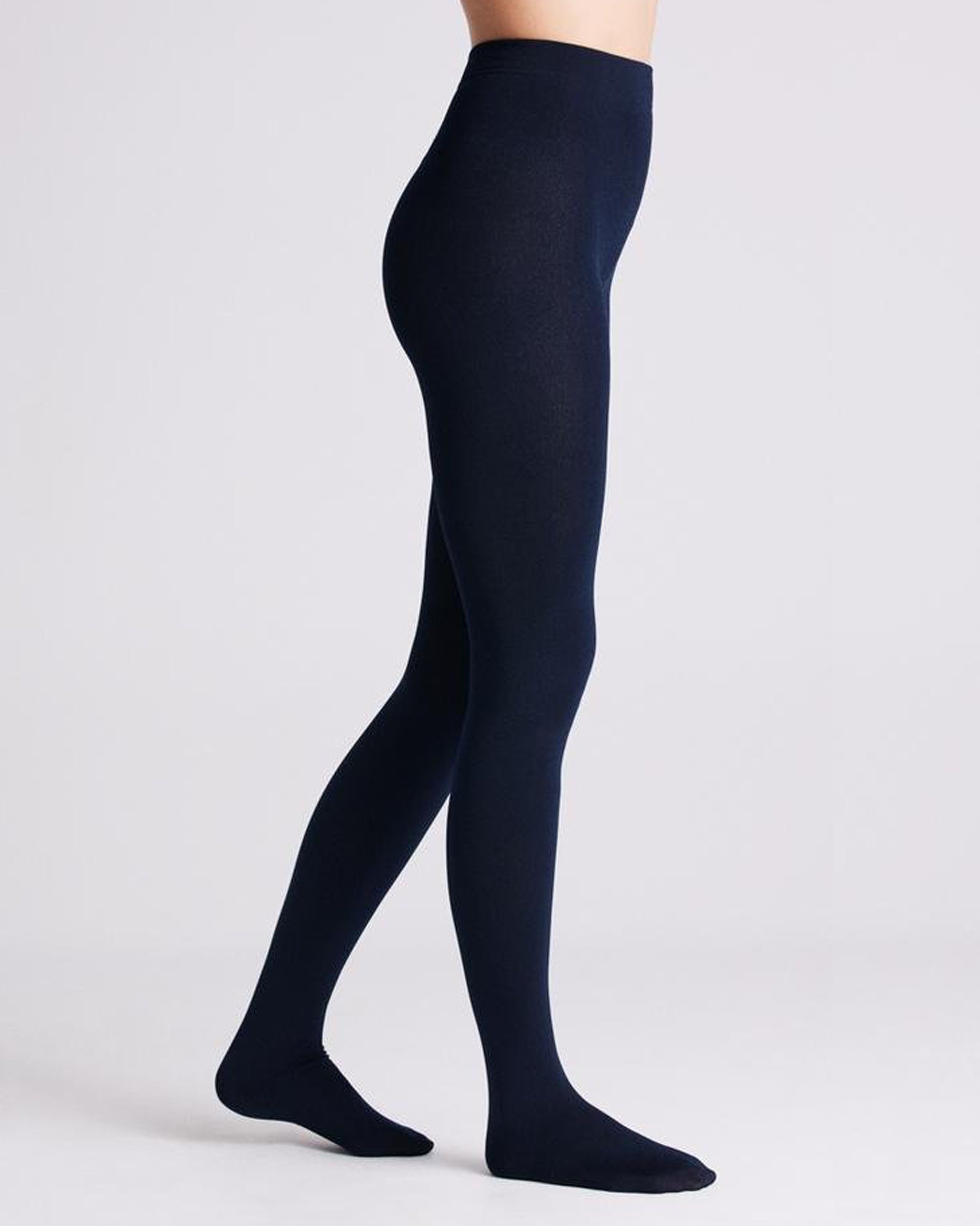Ysabel Mora - 16841 Thermal Fleece Lined Tights in navy blue. Side view.