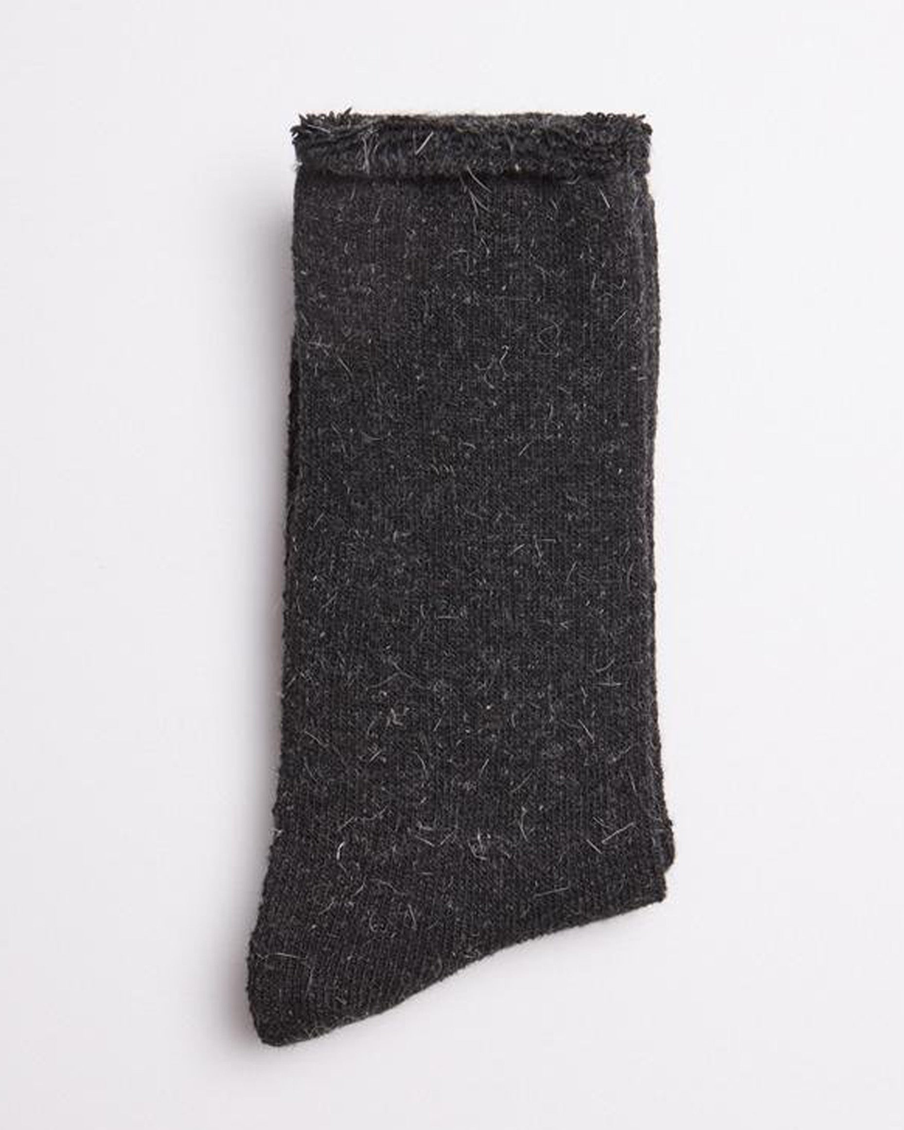 Ysabel Mora 22738 No Cuff Angora Socks - Men's warm and thick knitted black angora mix thermal socks with a no cuff roll top.