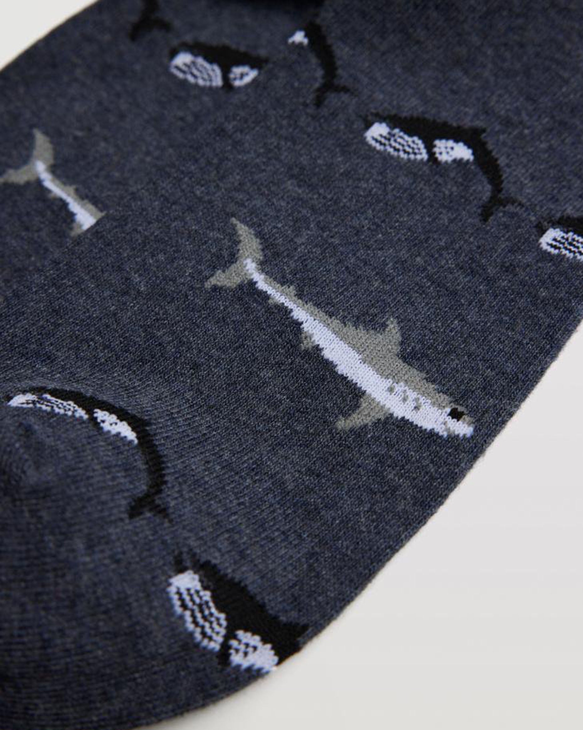 Ysabel Mora 22881 Shark Socks - Denim blue no cuff cotton mix crew length ankle socks with wales and sharks pattern.