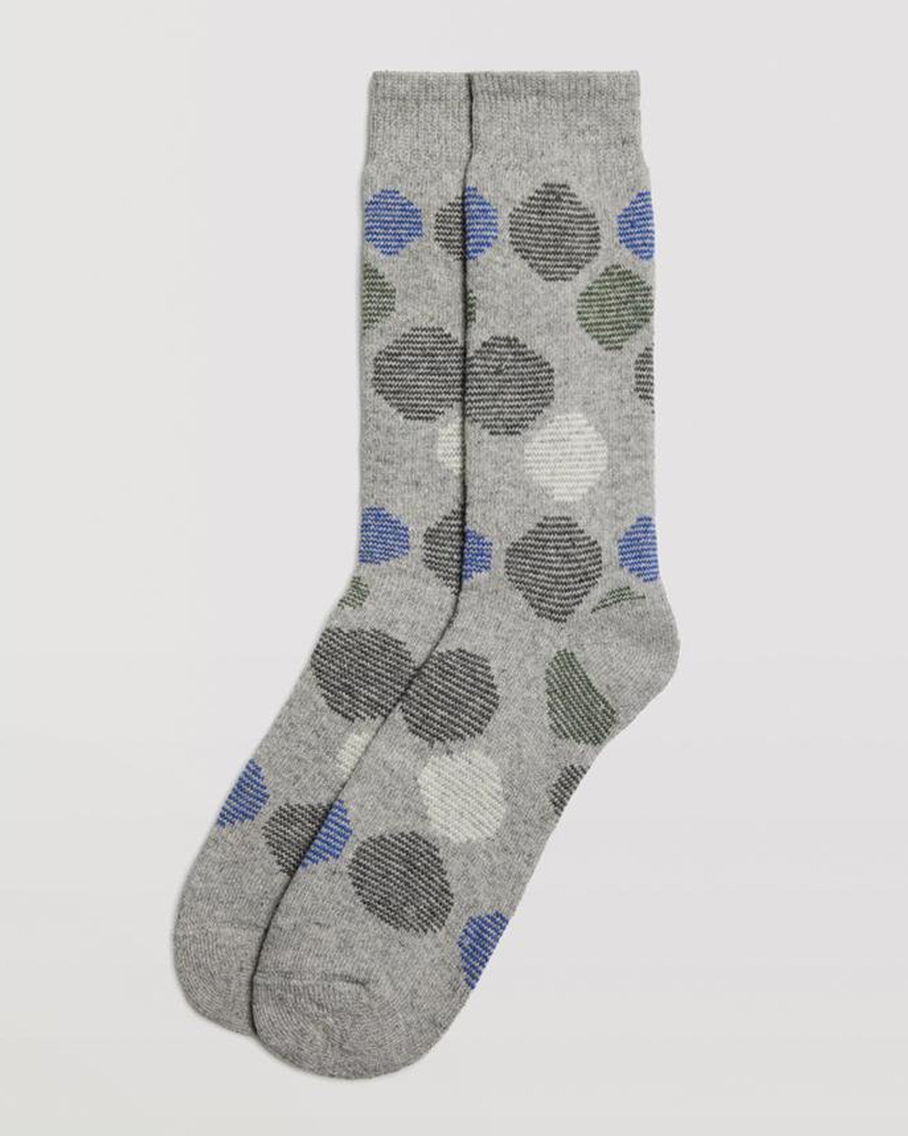 Ysabel Mora 22890 Circles Thermal Socks - Light grey chunky wooly angora knitted warm and cosy men's thermal socks with a linear spot pattern in blue, green, black and cream.