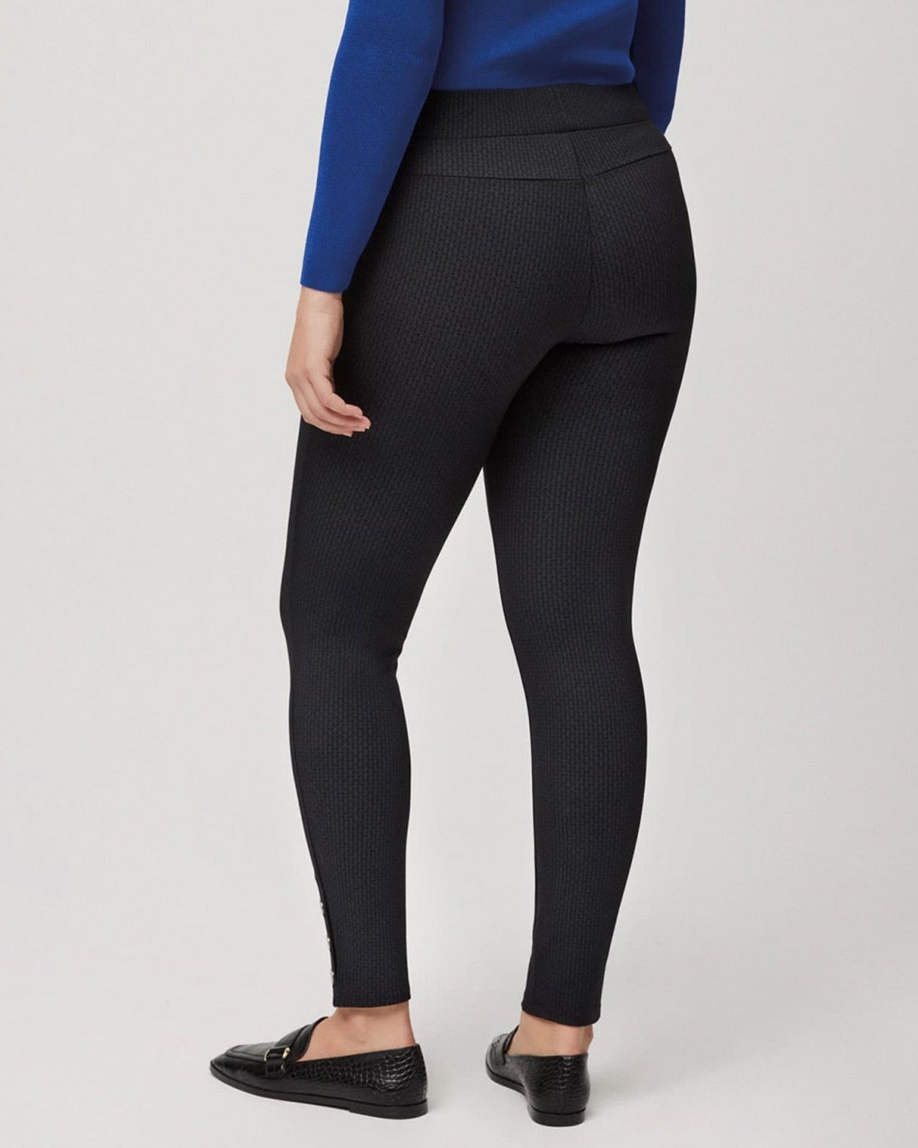 Ysabel Mora 70154 Geometric Leggings - Black trouser leggings with a subtle diamond jacquard pattern in grey and dull metal circular button studs at the cuffs.