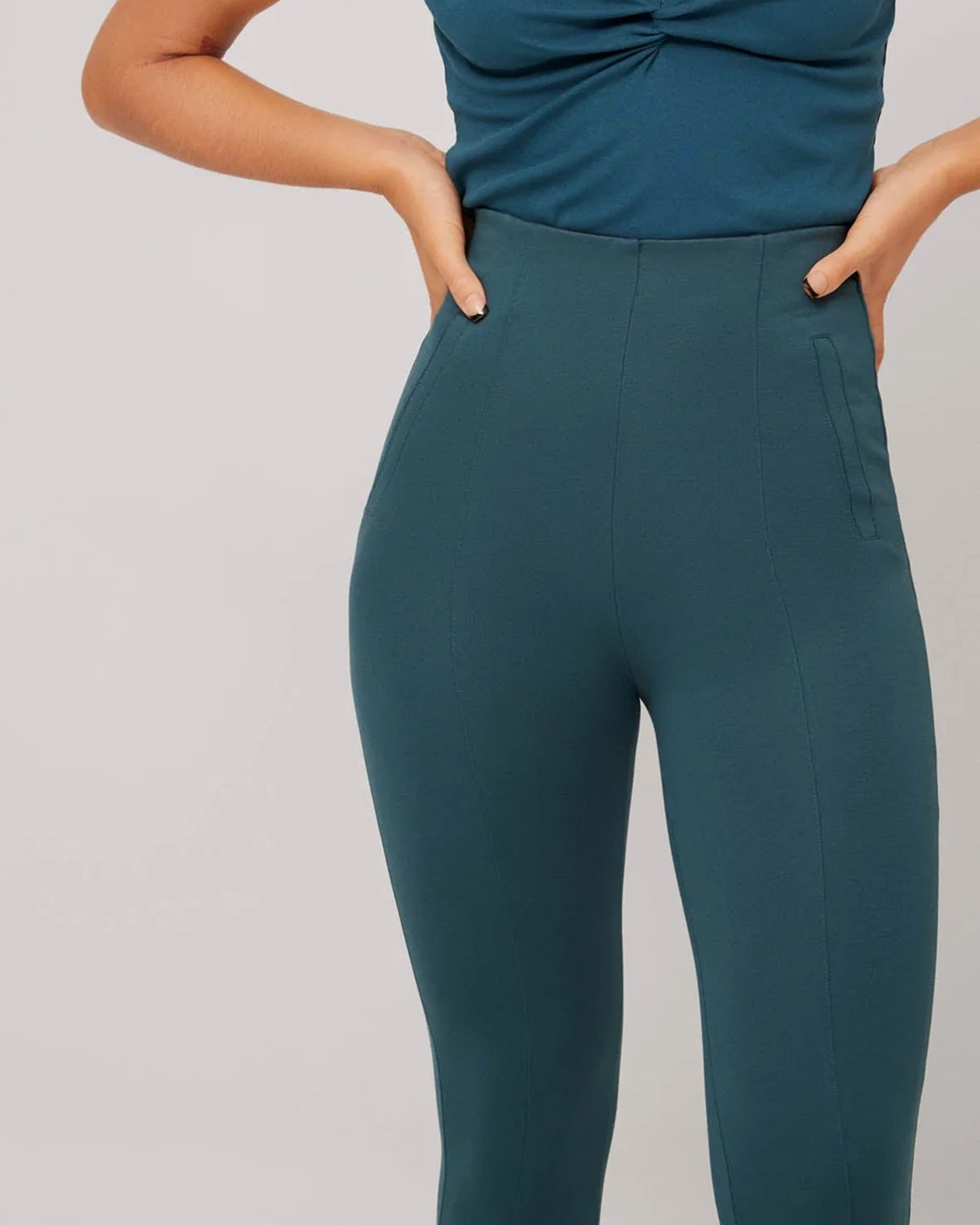 Ysabel Mora 70290 High Rise Treggings - Teal high waisted trouser leggings (treggings) with shaped darted waist, faux side pockets and centre seams down the front of the leg.