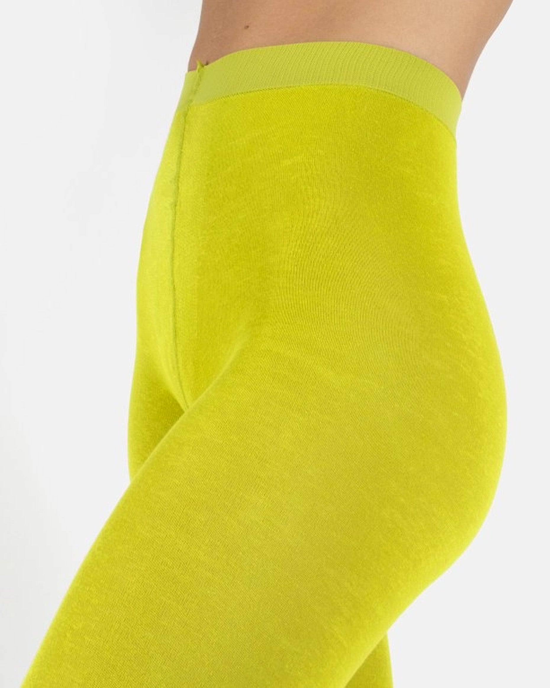 Calzitaly Cashmere Wool Tights detail - Bright lime yellow warm and light knitted viscose mix thermal tights with a touch of soft cashmere wool.