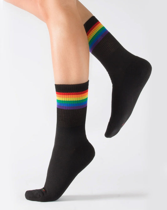 Calzitaly Rainbow Cotton Sock - Black cotton ankle socks with a cushioned sole, ribbed rainbow sports style striped cuff, perfect for LGBTQ+ Gay Pride (side view)