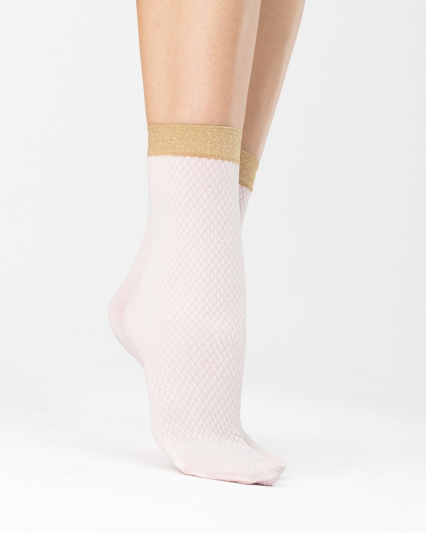 Fiore Biscuit Sock - Pale peach opaque fashion ankle socks with a honeycomb textured pattern, plain heel, striped toe and gold lurex cuff.