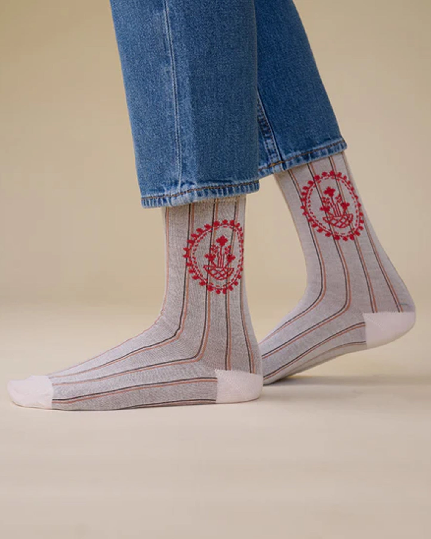 MP Denmark Kamille Sock - Soft bamboo mixed crew length ankle socks with a two-toned pinstripe pattern and potted plant style motif.