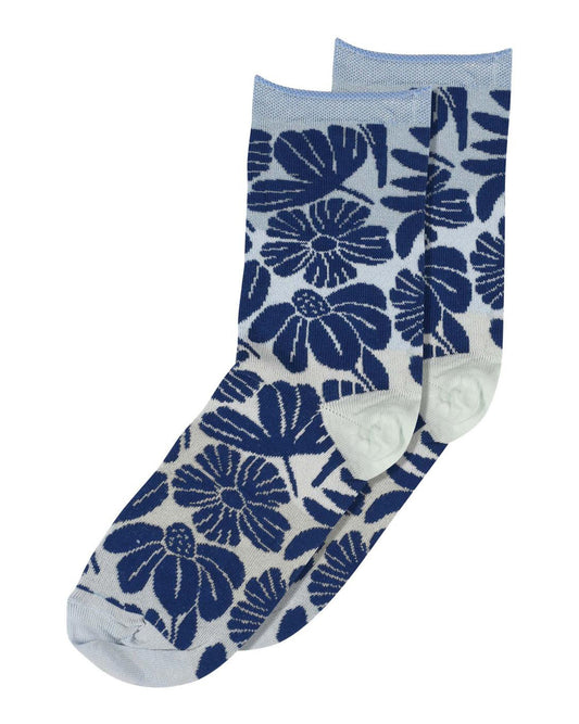 MP Denmark 77728 Nicole Sock - Light pale blue cotton mix fashion ankle socks with an all over woven navy floral pattern and no cuff roll top edge.