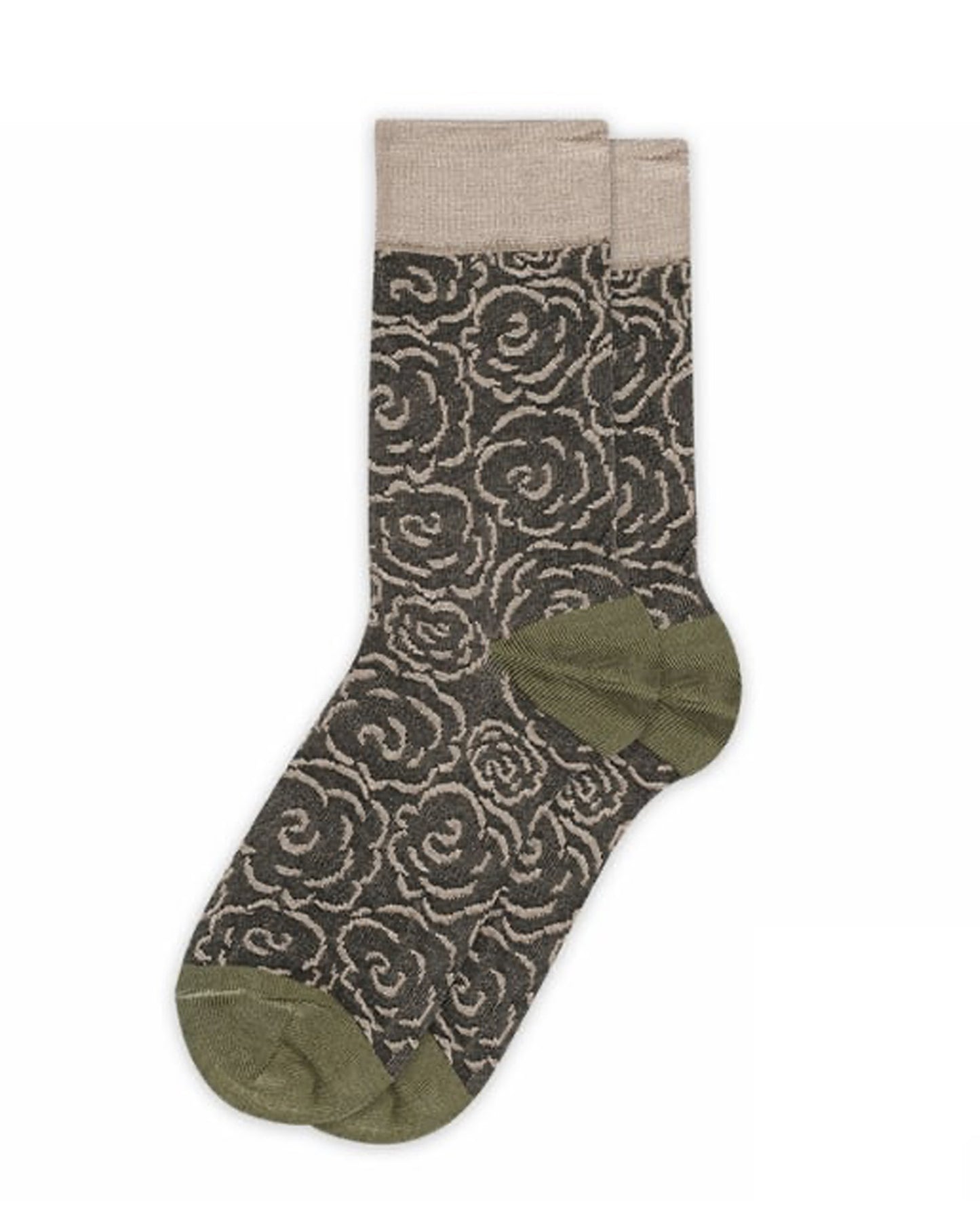 Grey crew length ankle socks with a linear rose style pattern in oat, khaki green heel and toe.