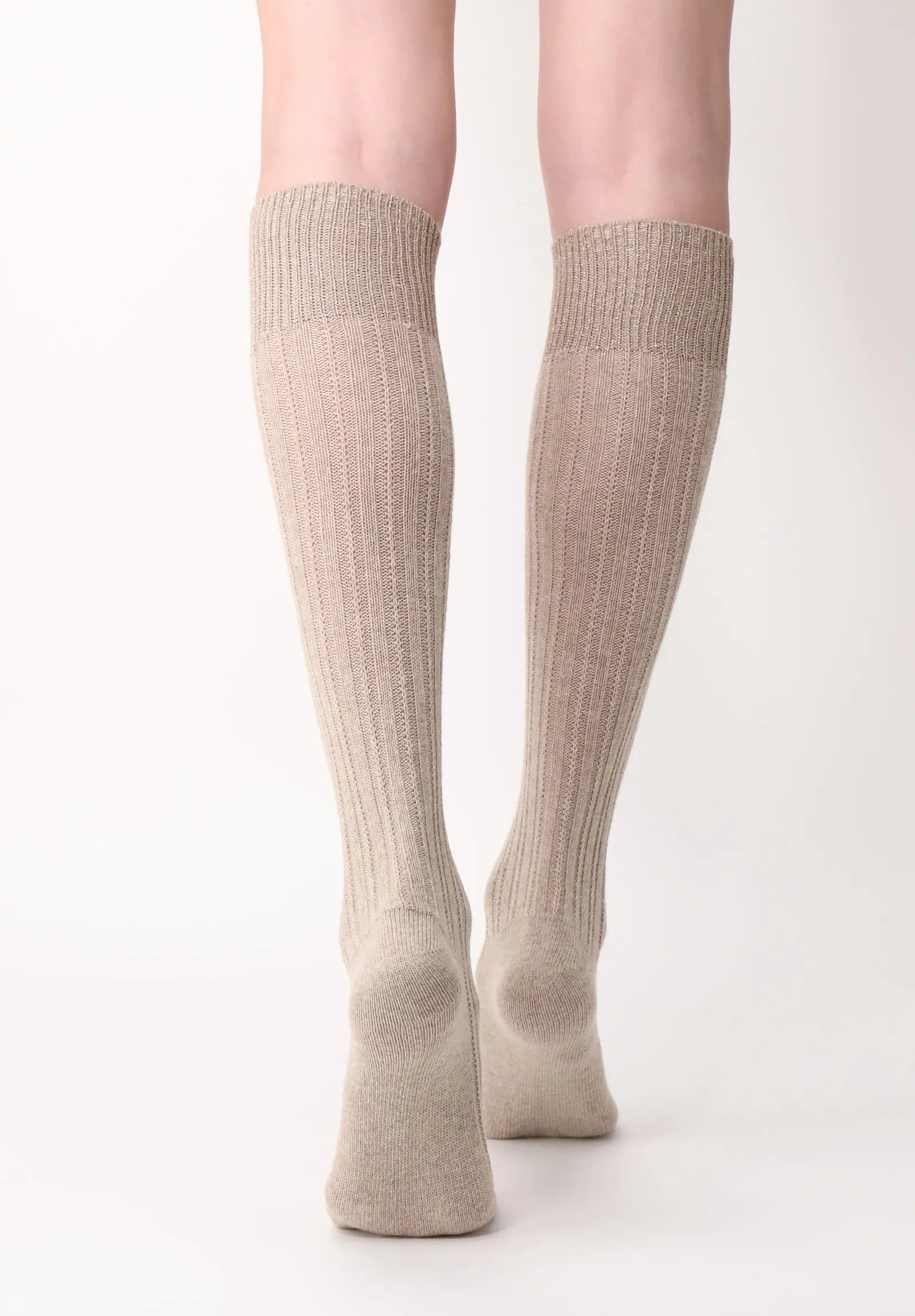 Oroblù Jasmine Gambaletto - Ultra soft and warm beige ribbed knitted knee-high socks with a touch of alpaca, sparkly gold lamé cuff.