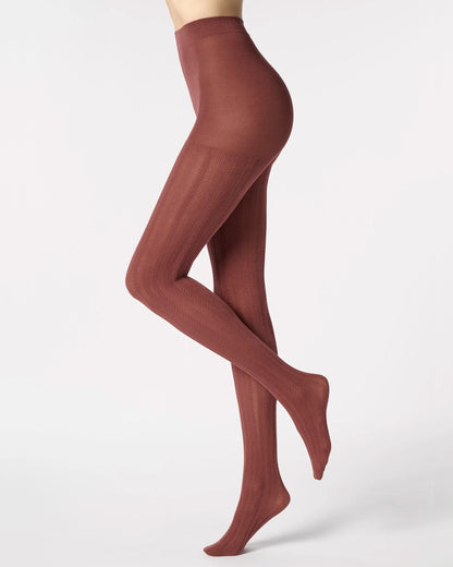 Marron / brick red knitted cotton socks with a geometric stripe cable design