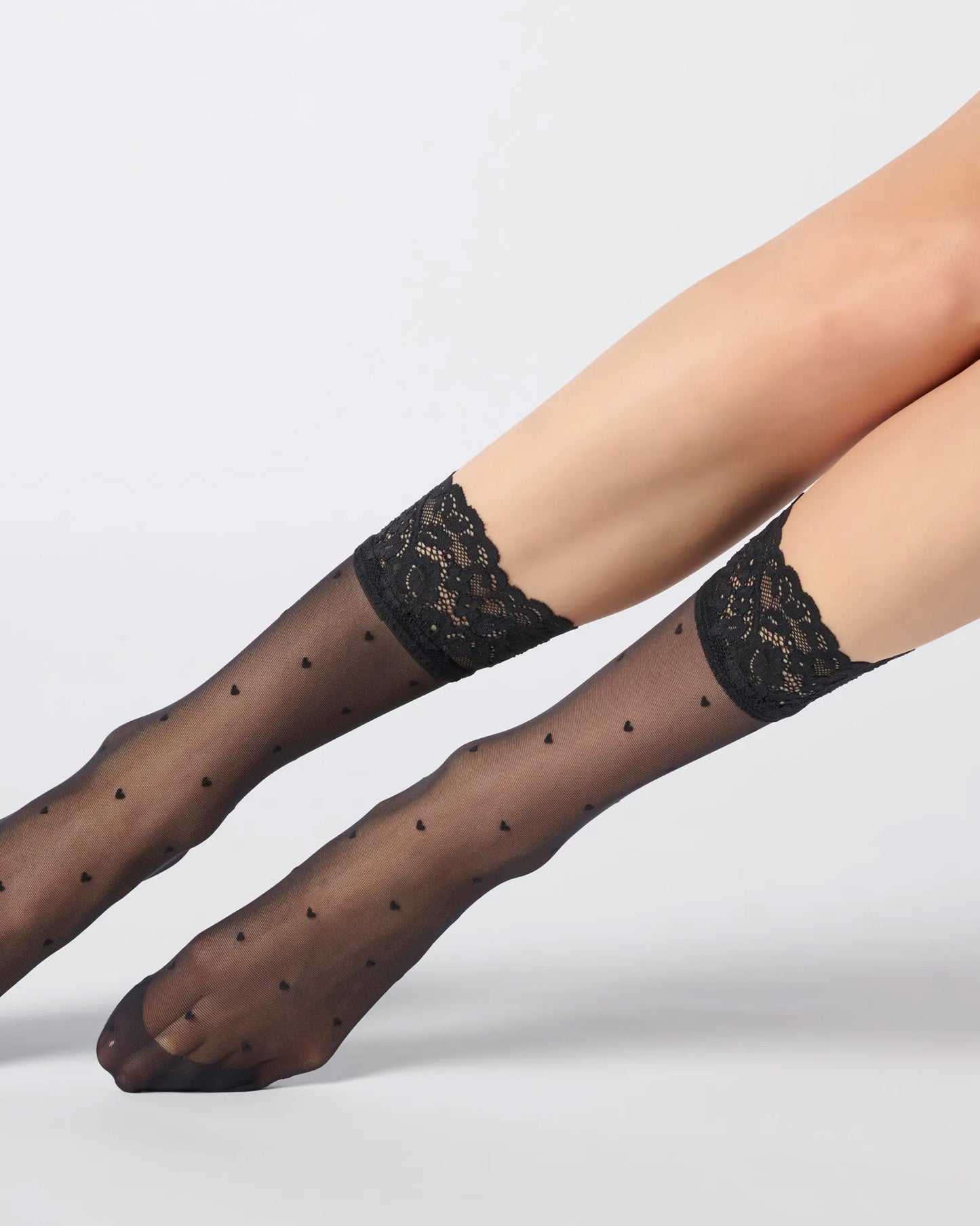 Oroblù Sweetie Calzino - Sheer black fashion ankle socks with an all over dotted heart pattern and floral lace cuff.