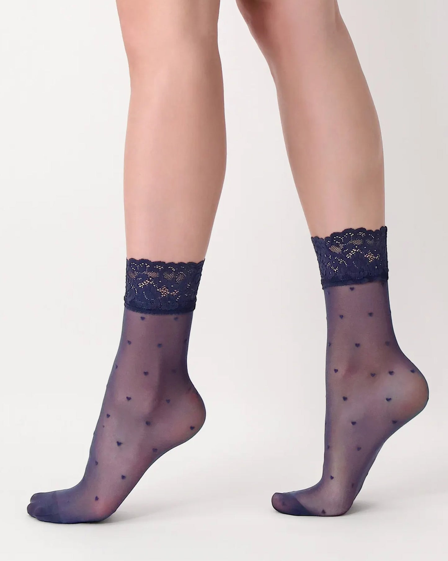 Oroblù Sweetie Calzino - Sheer navy blue fashion ankle socks with an all over dotted heart pattern and floral lace cuff.
