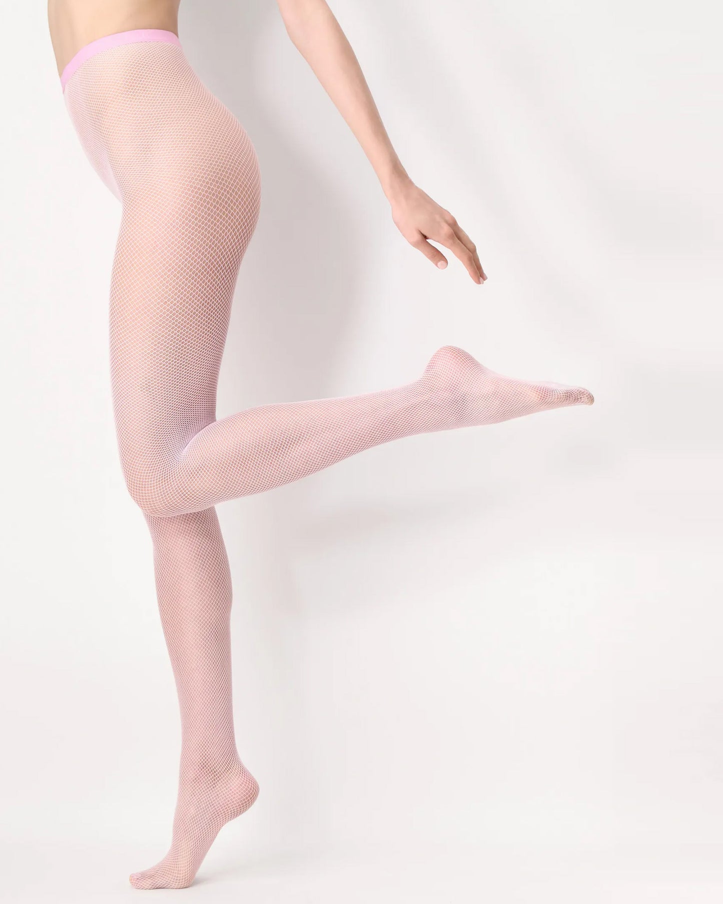Oroblù Tricot Collant - Light pink (roses 3) classic micro fishnet tights with a seamless body and branded elasticated waist band and cotton gusset.